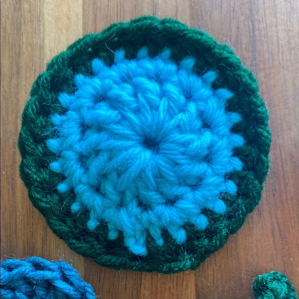 Handcrafted Crochet Flower Set Blue and Green - Picture 3 of 8